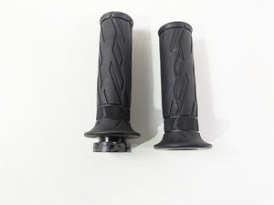 2023 Suzuki GSX1300 RR Hayabusa Left Right Handle Bar Grip Set 57110-21H02