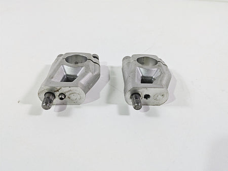 2015 Triumph Tiger Explorer XC Oem Handlebar Riser Holder Set T2040813 {{ shop.shopifyCountryName }} - Mototech271