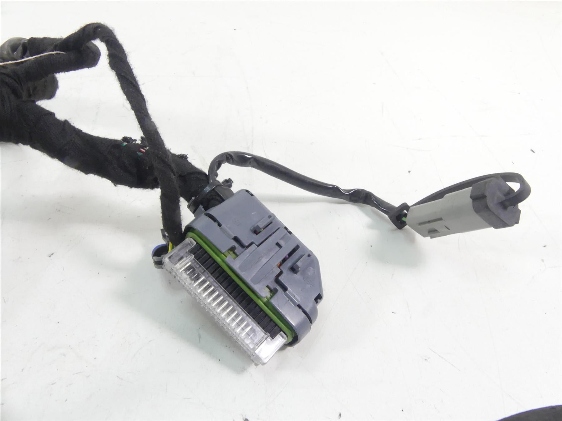 2009 Harley FXDF Dyna Fat Bob Wiring Harness Loom Non-Abs 69603-08 {{ shop.shopifyCountryName }} - Mototech271