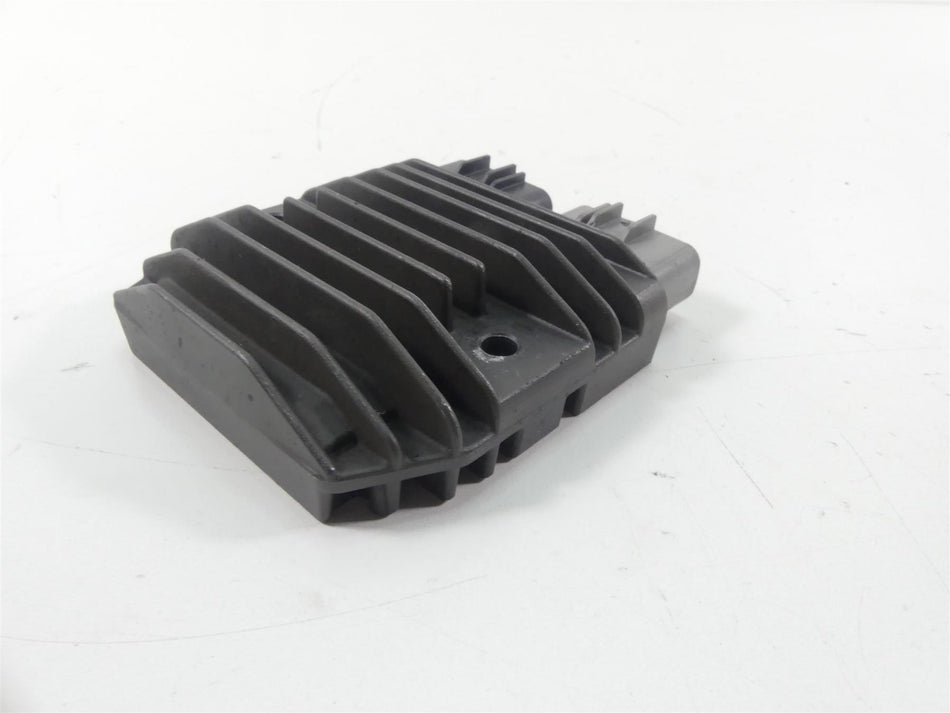 2004 Yamaha XV1700 Road Star Warrior Rectifier Voltage Regulator 5JW-81960-00-00 {{ shop.shopifyCountryName }} - Mototech271
