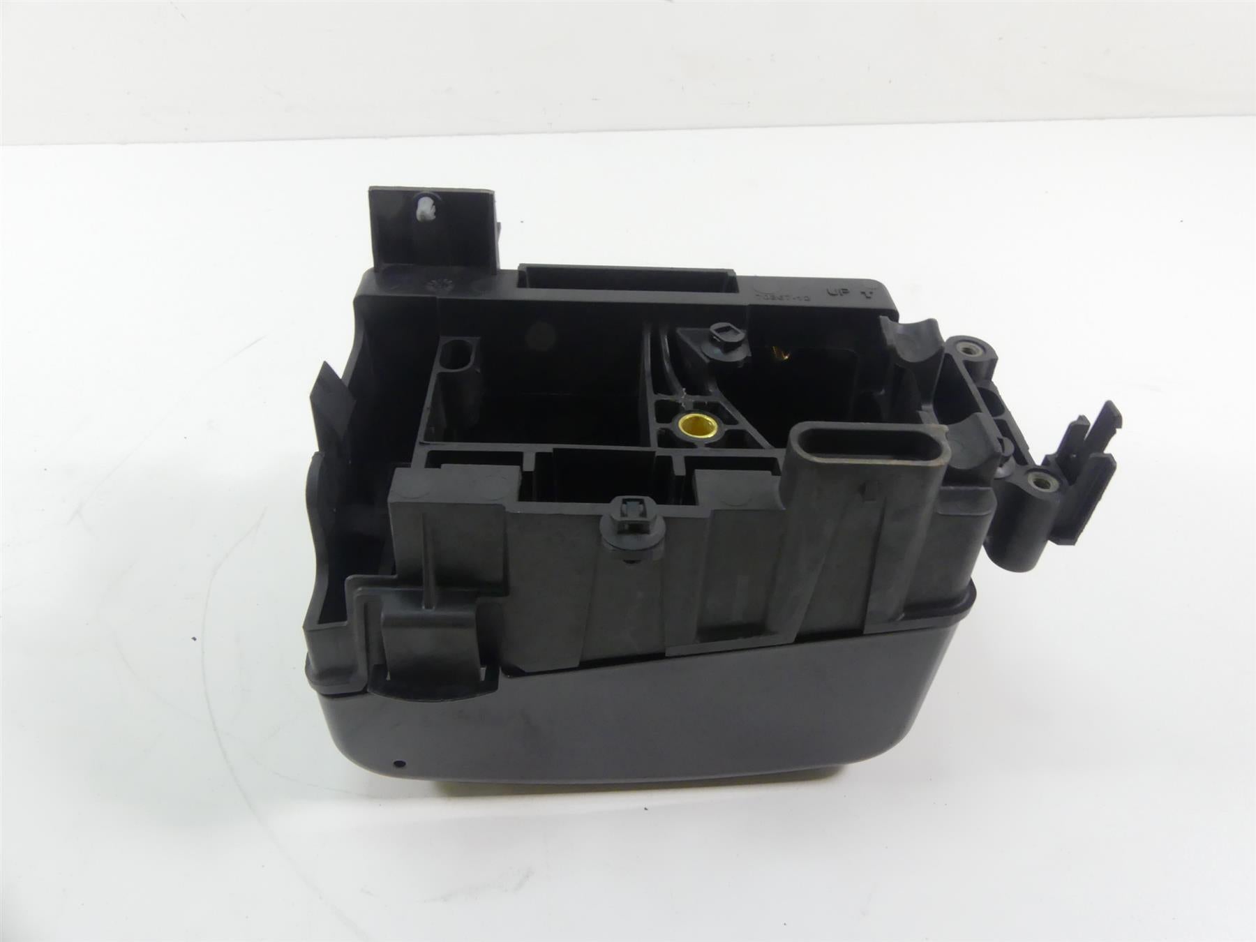 2017 Harley Dyna FXDB Street Bob Electrical Carrier Tray & Cover 70367-12 {{ shop.shopifyCountryName }} - Mototech271