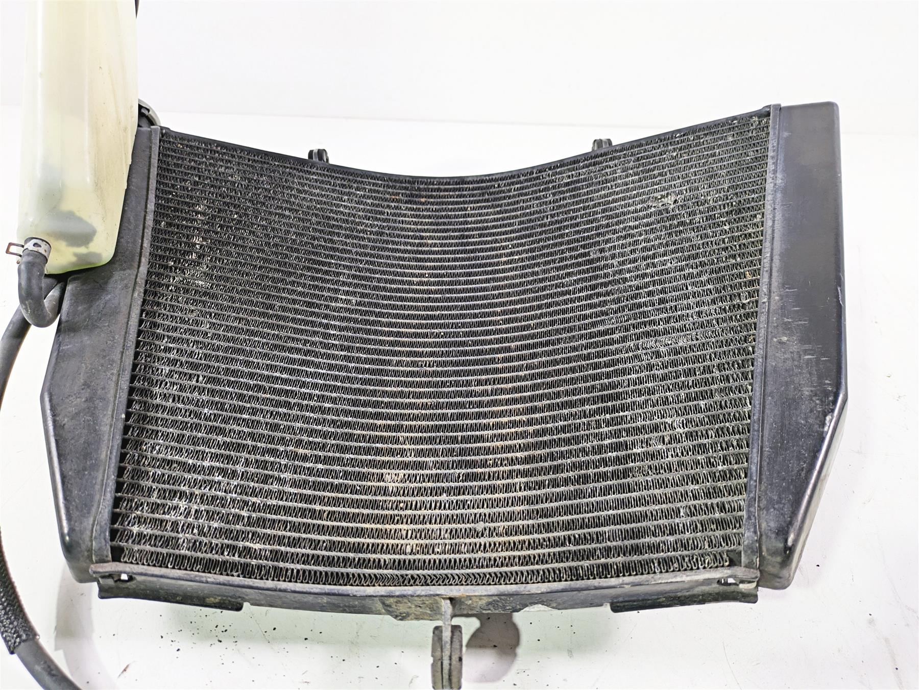 2008 Suzuki GSXR600 Radiator Fan Reservoir Set - No Leaks 17710-01H10 {{ shop.shopifyCountryName }} - Mototech271
