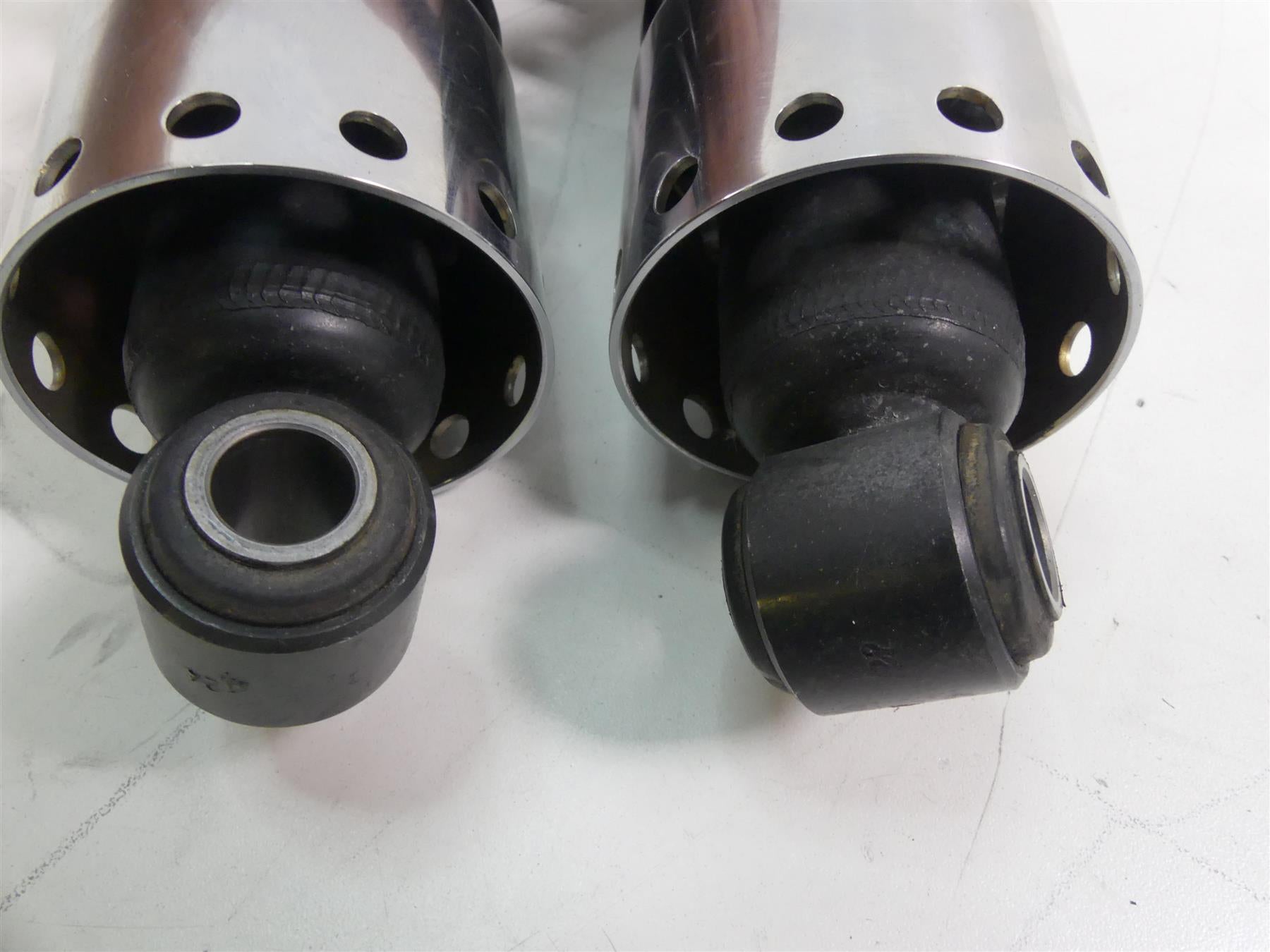 2015 Harley FXDL Dyna Low Rider Rear 12" Shock Damper Set 54000050 {{ shop.shopifyCountryName }} - Mototech271