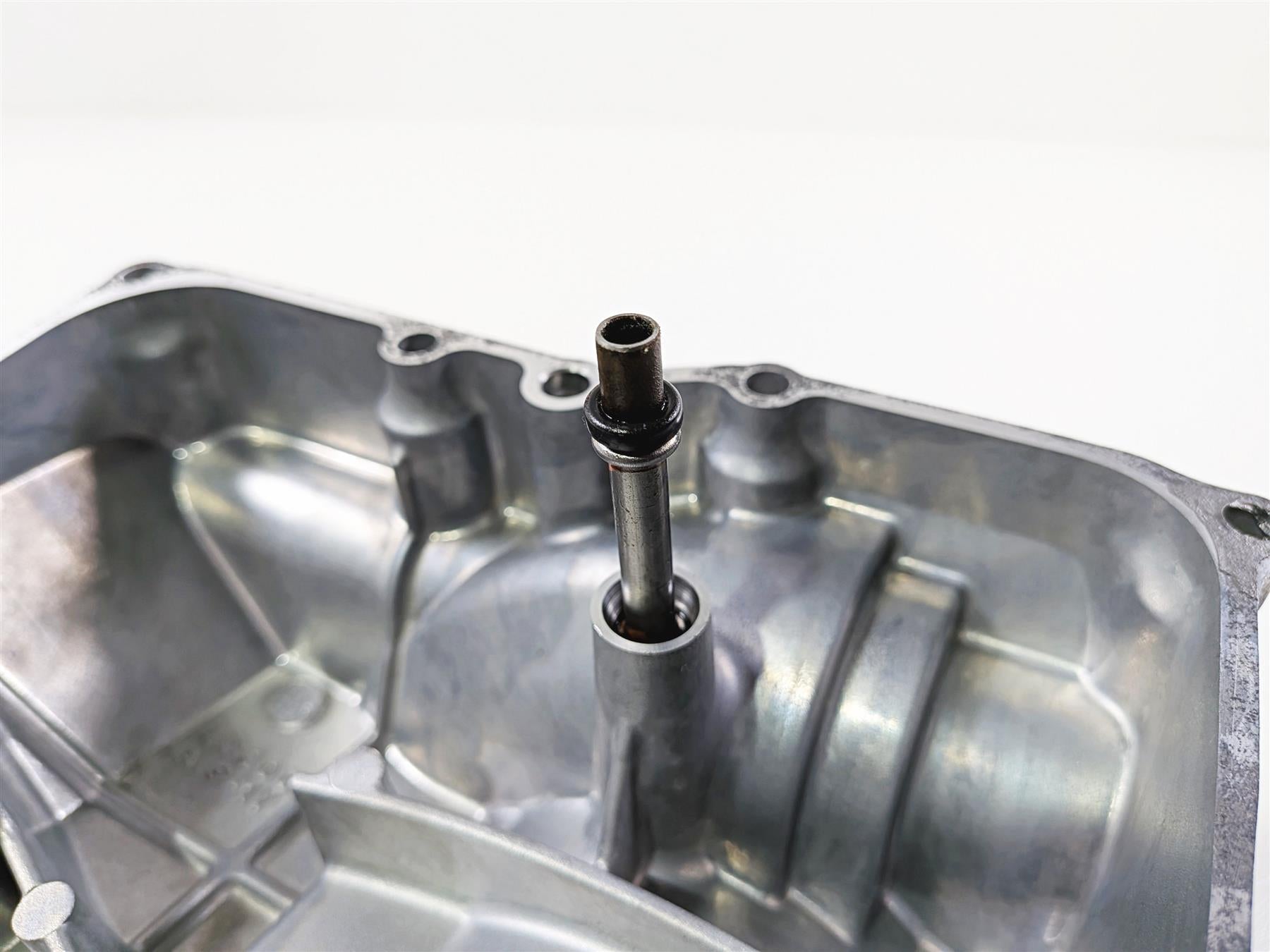 2008 Yamaha YZF R1 RN19 Oil Pan Bottom Engine Cover 4C8-13417-00-00 4C8-13400-00 {{ shop.shopifyCountryName }} - Mototech271