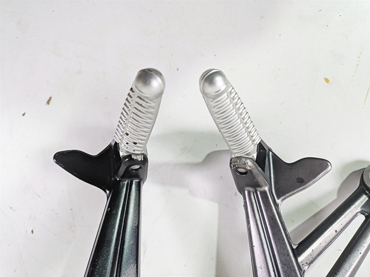 2012 Ducati Streetfighter 848 Rear Passenger Footpeg Set 82411561A 82411571A {{ shop.shopifyCountryName }} - Mototech271