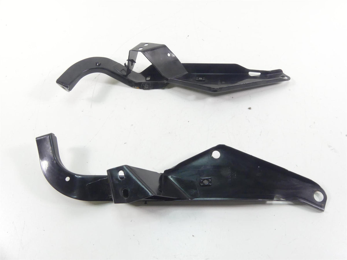 1999 Harley Touring FLHTCUI Electra Glide Front Fairing Mount Brackets 58478-96B {{ shop.shopifyCountryName }} - Mototech271