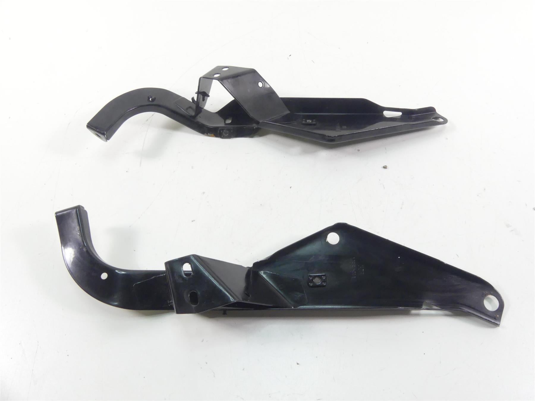 1999 Harley Touring FLHTCUI Electra Glide Front Fairing Mount Brackets 58478-96B {{ shop.shopifyCountryName }} - Mototech271