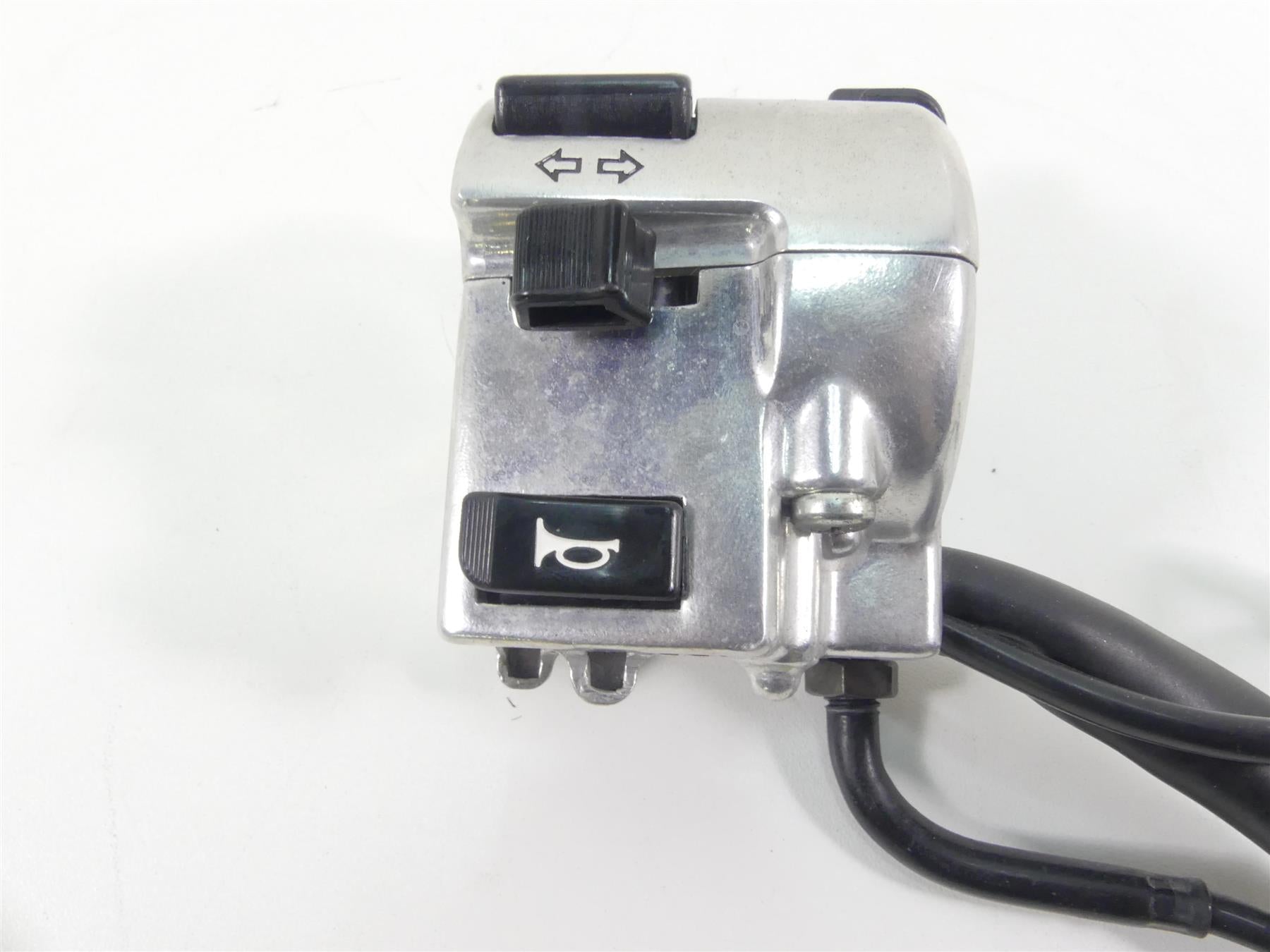 2007 Honda VT1100 C2 Shadow Left Hand Turn Signal Control Switch 35020-MCK-A00 {{ shop.shopifyCountryName }} - Mototech271
