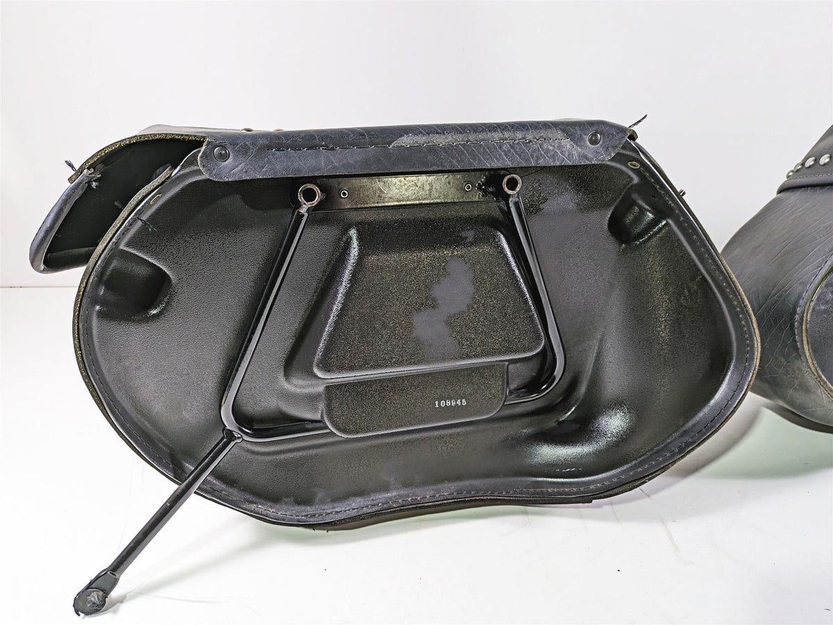 2008 Harley FLSTC Softail Heritage Saddlebag Saddle Bag Set 90477-06 90476-06 {{ shop.shopifyCountryName }} - Mototech271