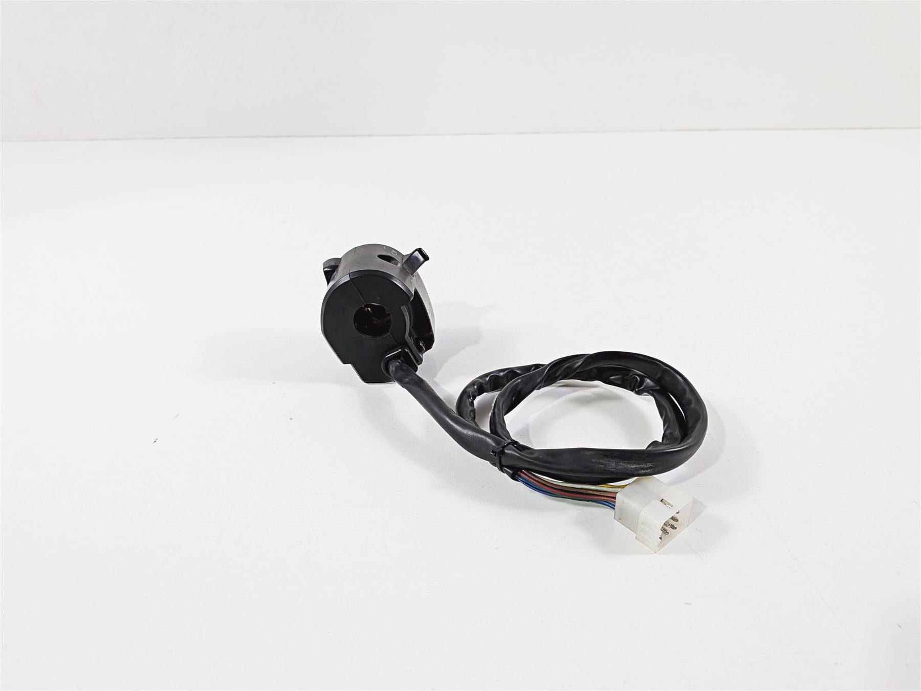 2005 KTM 950 LC8 Adventure Left Hand Control Switch Light Blinker 60011070000 {{ shop.shopifyCountryName }} - Mototech271