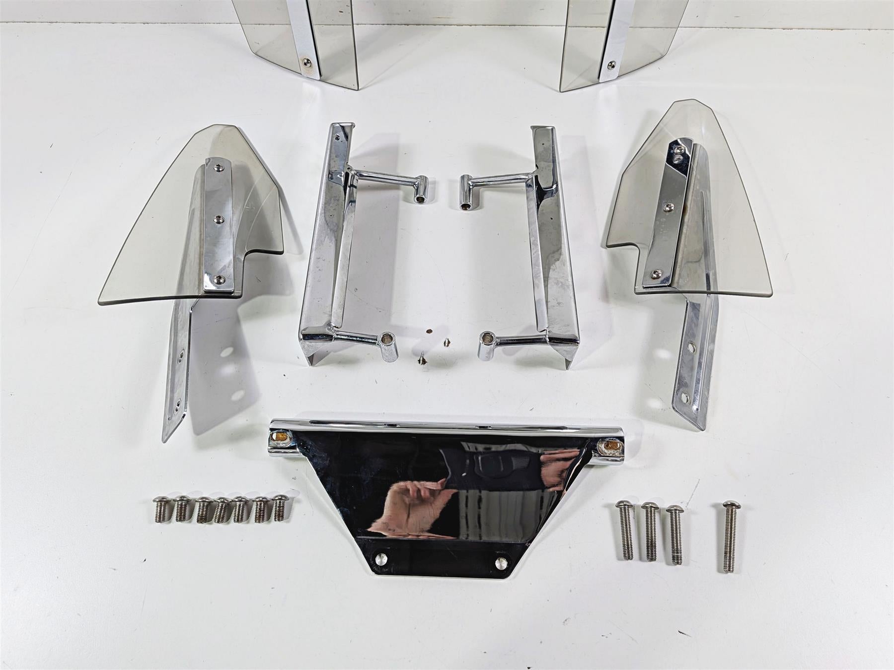 2006 Suzuki C90 VL1500T Boulevard Windshield Screen & Hardware 990A0-70015-TRG {{ shop.shopifyCountryName }} - Mototech271