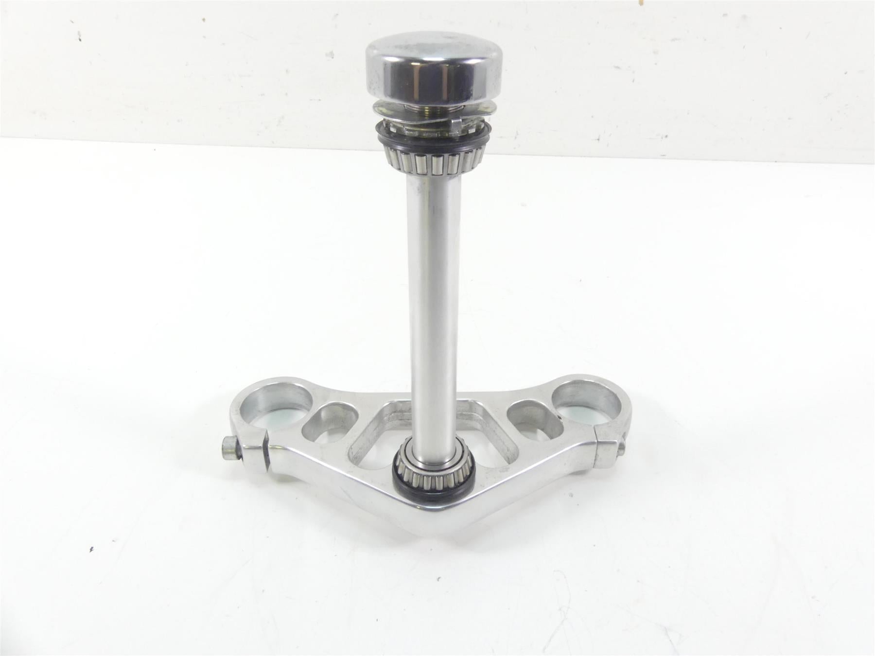 2006 Harley VRSCD Night Rod Lower Triple Tree Steering Clamp 49mm -Read 46788-06 {{ shop.shopifyCountryName }} - Mototech271