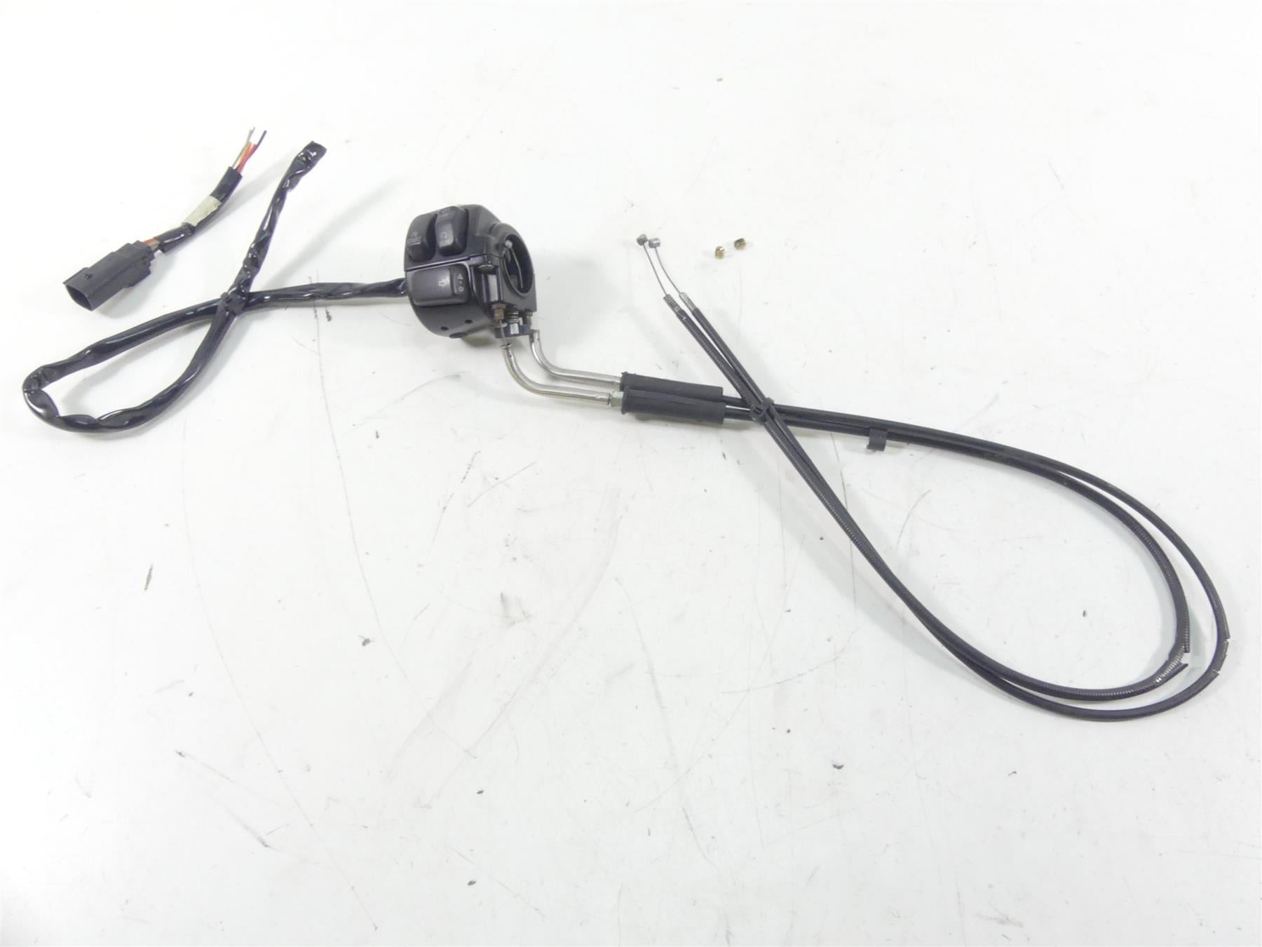 2011 Harley VRSCF Muscle Rod Right Hand Control Switch Cable Set -Read 71684-06A | Mototech271
