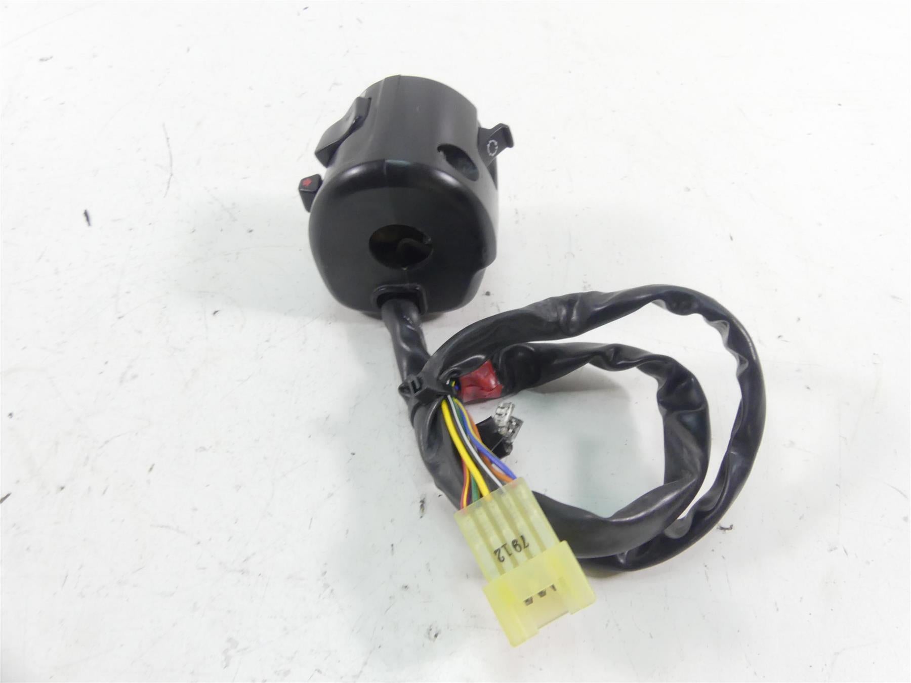 2018 Indian Scout Sixty Left Hand Light Control Switch 4014449 {{ shop.shopifyCountryName }} - Mototech271
