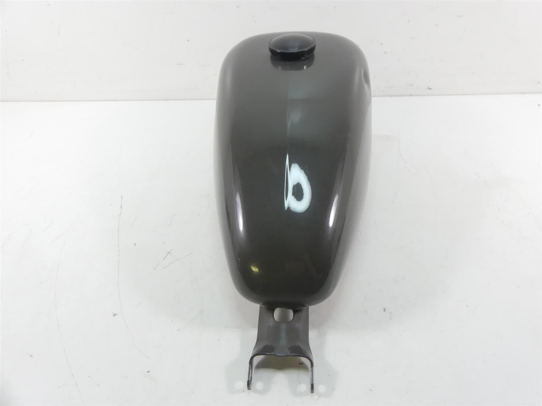 2019 Harley XL883 N Sportster Iron 3.3 Fuel Gas Petrol Tank -Dent 61000701 {{ shop.shopifyCountryName }} - Mototech271