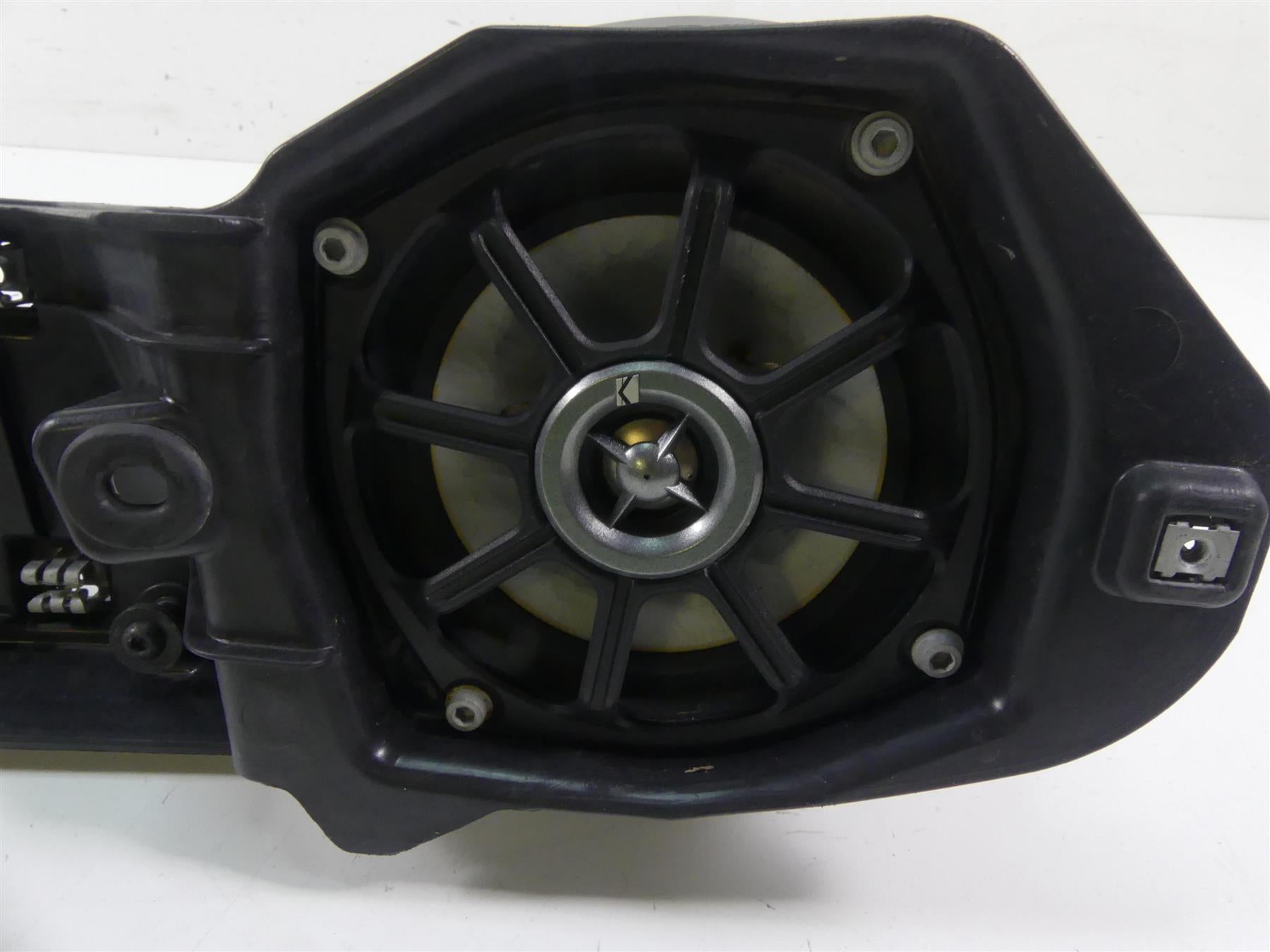 2013 Victory Cross Country Front Speaker & Housing Holder Set 5438384 5438385 {{ shop.shopifyCountryName }} - Mototech271