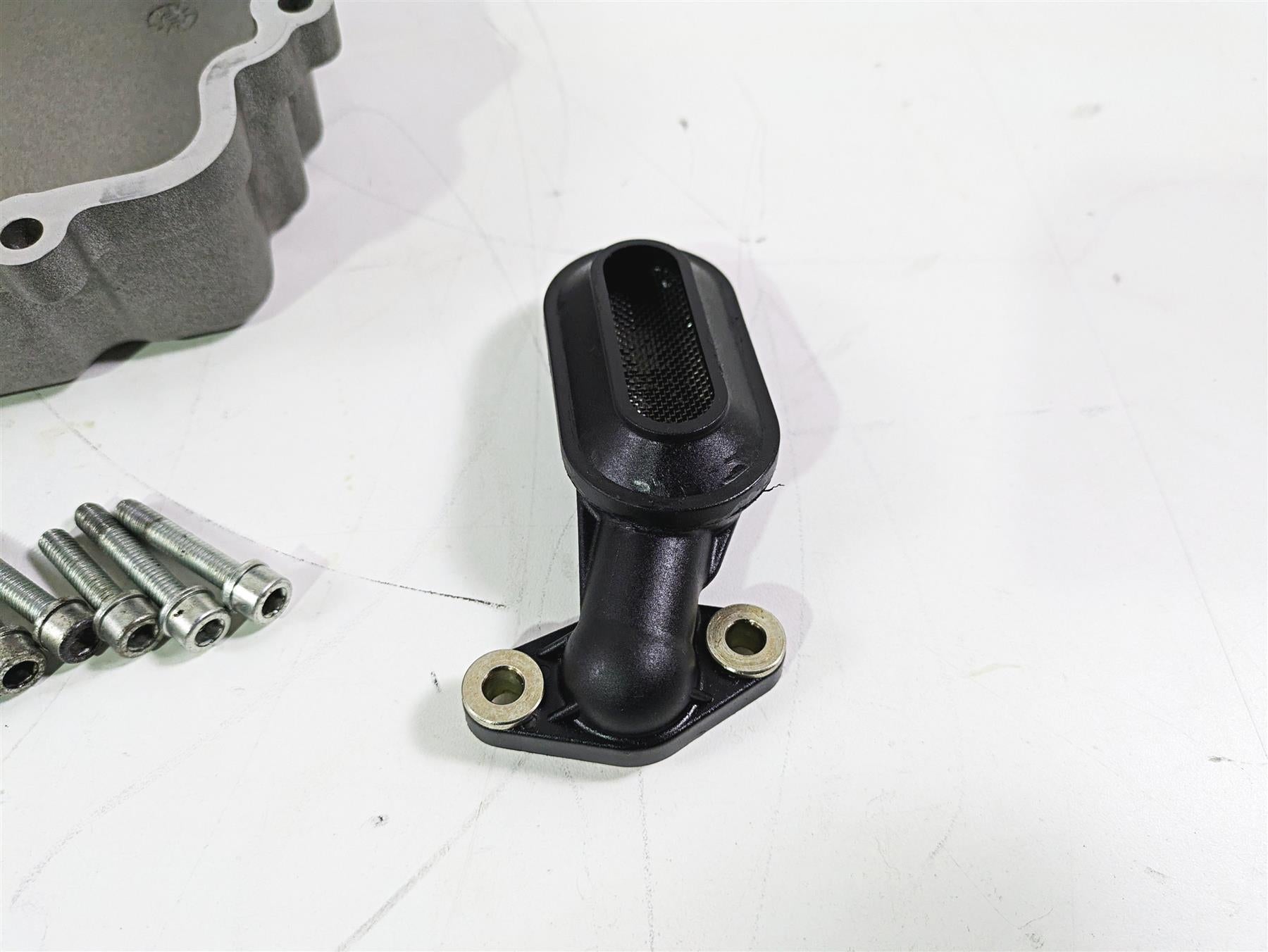 2010 Harley VRSCF Muscle Rod Oil Pan Engine Bottom Cover 26104-01K {{ shop.shopifyCountryName }} - Mototech271