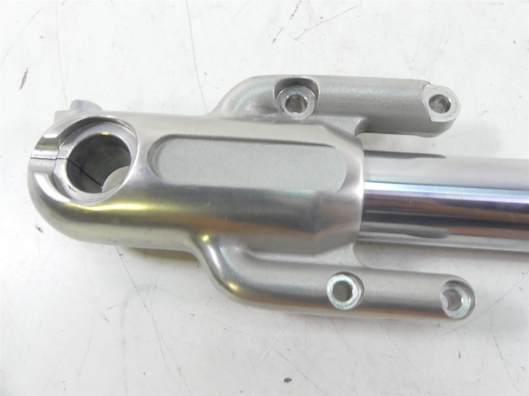 2011 Harley VRSCF Muscle Rod Showa Right Front Fork Lower Slider Tube 48703-09 {{ shop.shopifyCountryName }} - Mototech271