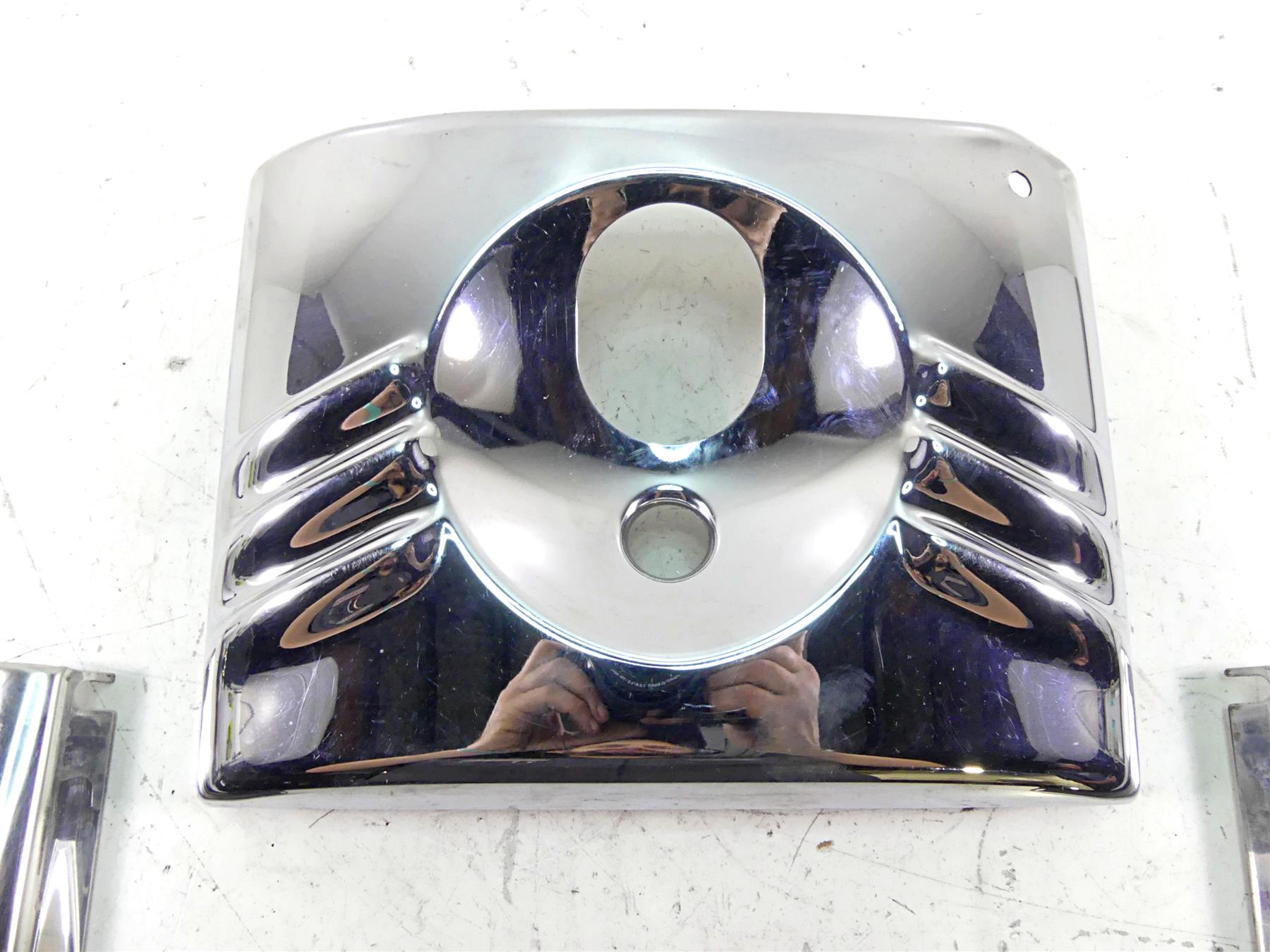 2011 Harley Softail FLSTF Fat Boy Headlight Fork Chrome Panel Cover Set 67982-07 {{ shop.shopifyCountryName }} - Mototech271