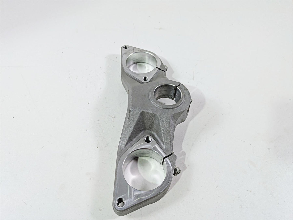 2019 Ducati Supersport 939 S Upper Triple Tree Steering Clamp 34111461AA {{ shop.shopifyCountryName }} - Mototech271