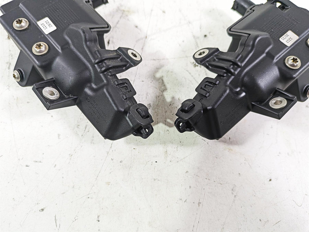 2022 BMW R1250 RT K052 Saddlebag Saddle Bag Lock Set 46547724037 {{ shop.shopifyCountryName }} - Mototech271