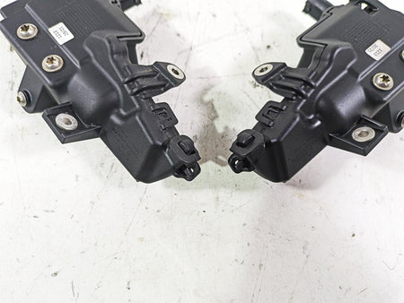 2022 BMW R1250 RT K052 Saddlebag Saddle Bag Lock Set 46547724037 {{ shop.shopifyCountryName }} - Mototech271