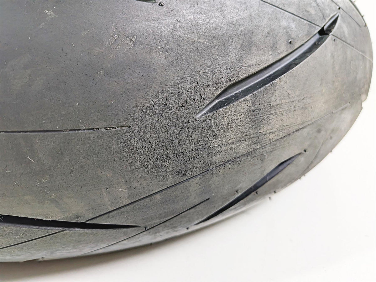 Used Motorcycle Rear Tire Dunlop Sportmax Roadsport 2 200/55-R17 78W DOT5124 636541-Mototech271