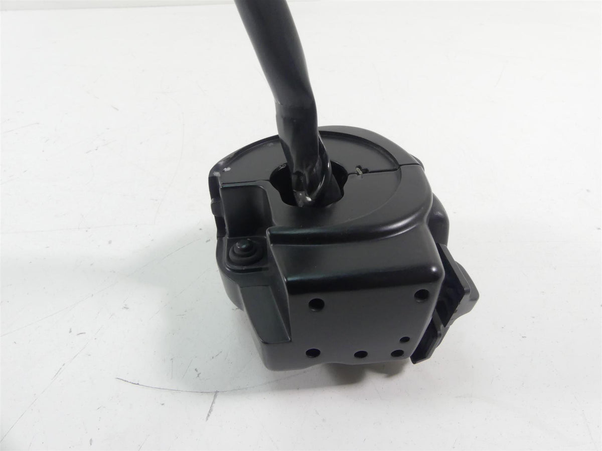 2011 Harley Touring FLTRX Road Glide Right Hand Cruise Control Switch 71684-06A {{ shop.shopifyCountryName }} - Mototech271