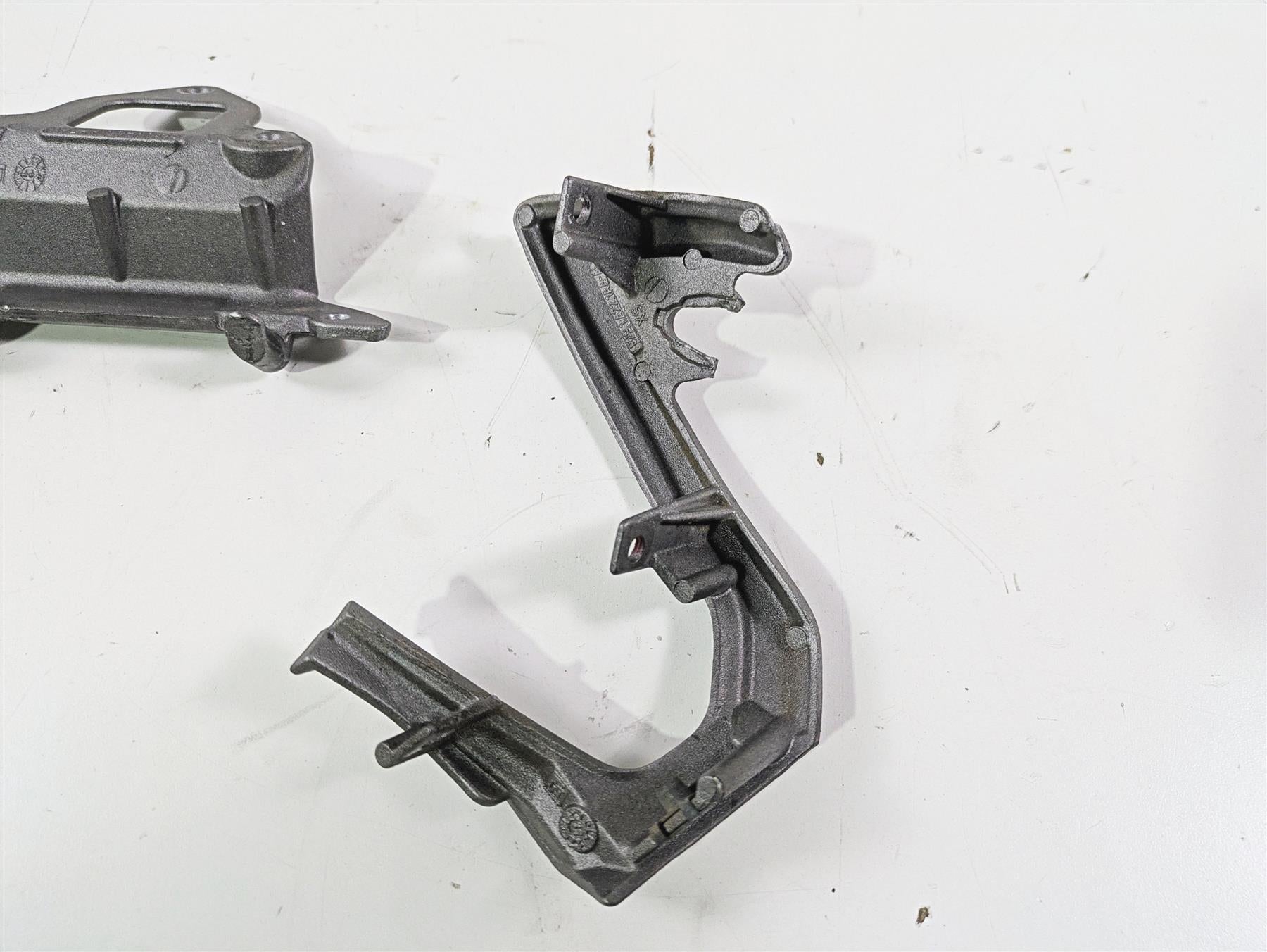 2012 Ducati Streetfighter 848 Headlight Holder Stay Mount Carrier 8291A231AA {{ shop.shopifyCountryName }} - Mototech271