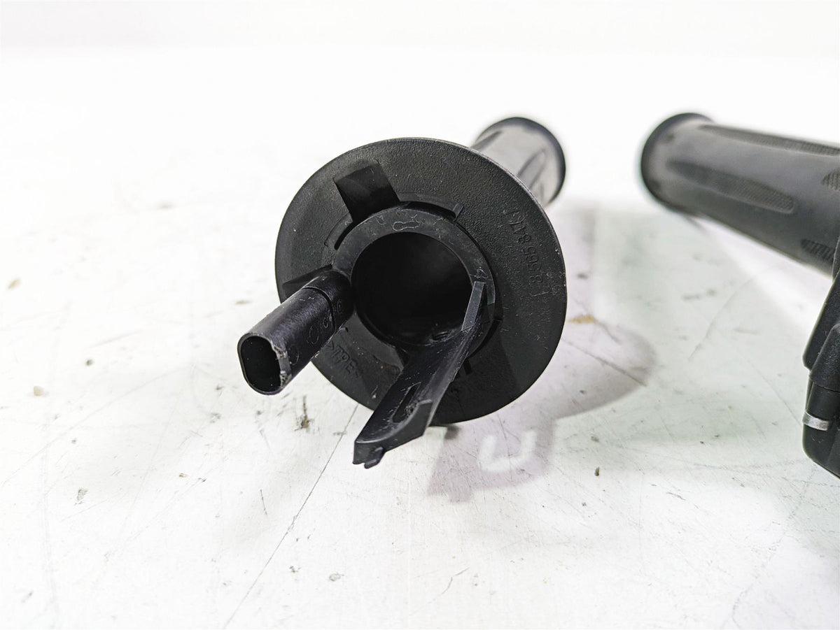 2017 BMW S1000R K47 Heated Hand E-Throttle Cruise Control Grip Set 61318534424 {{ shop.shopifyCountryName }} - Mototech271