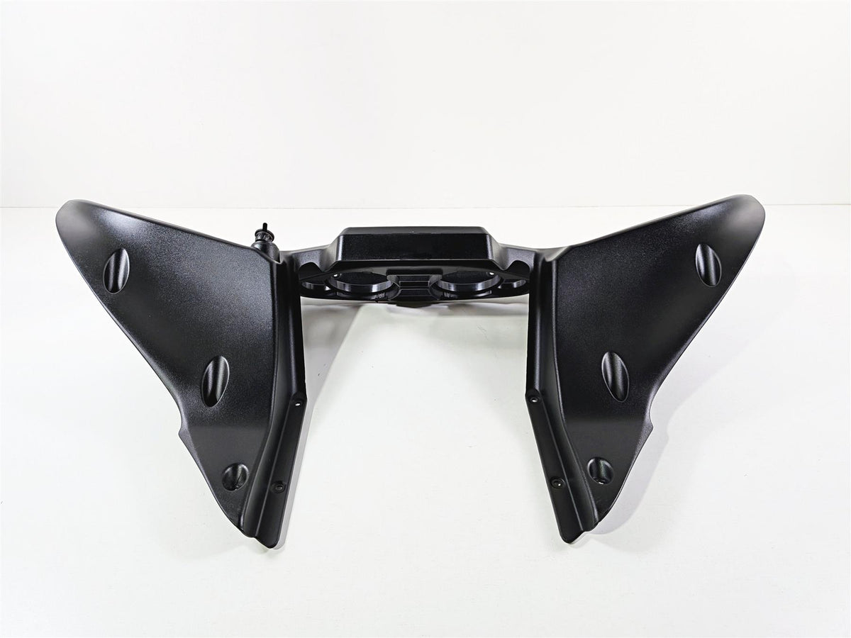 2016 Victory Cross Country Front Inner Nose Dash Fairing -READ 5437066 {{ shop.shopifyCountryName }} - Mototech271