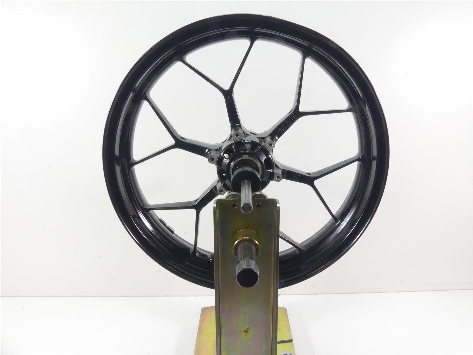 2021 Honda CBR600RR Front Wheel Rim 17x3.5 - Read 44650-MJC-A01ZD {{ shop.shopifyCountryName }} - Mototech271