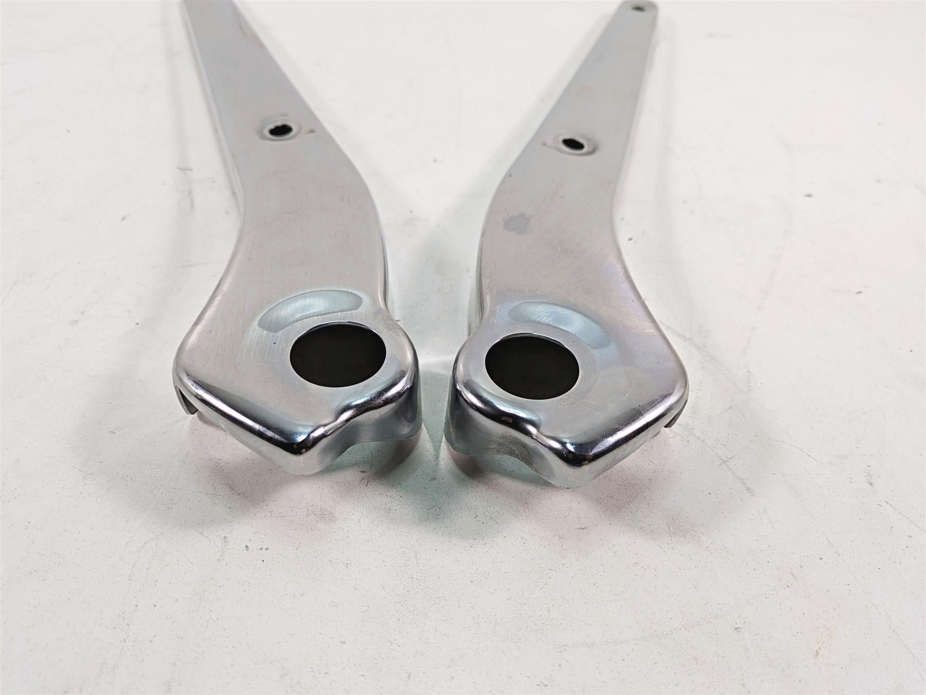 2012 Harley FLD Dyna Switchback Rear Chrome Fender Struts Covers - Read 60877-12 {{ shop.shopifyCountryName }} - Mototech271