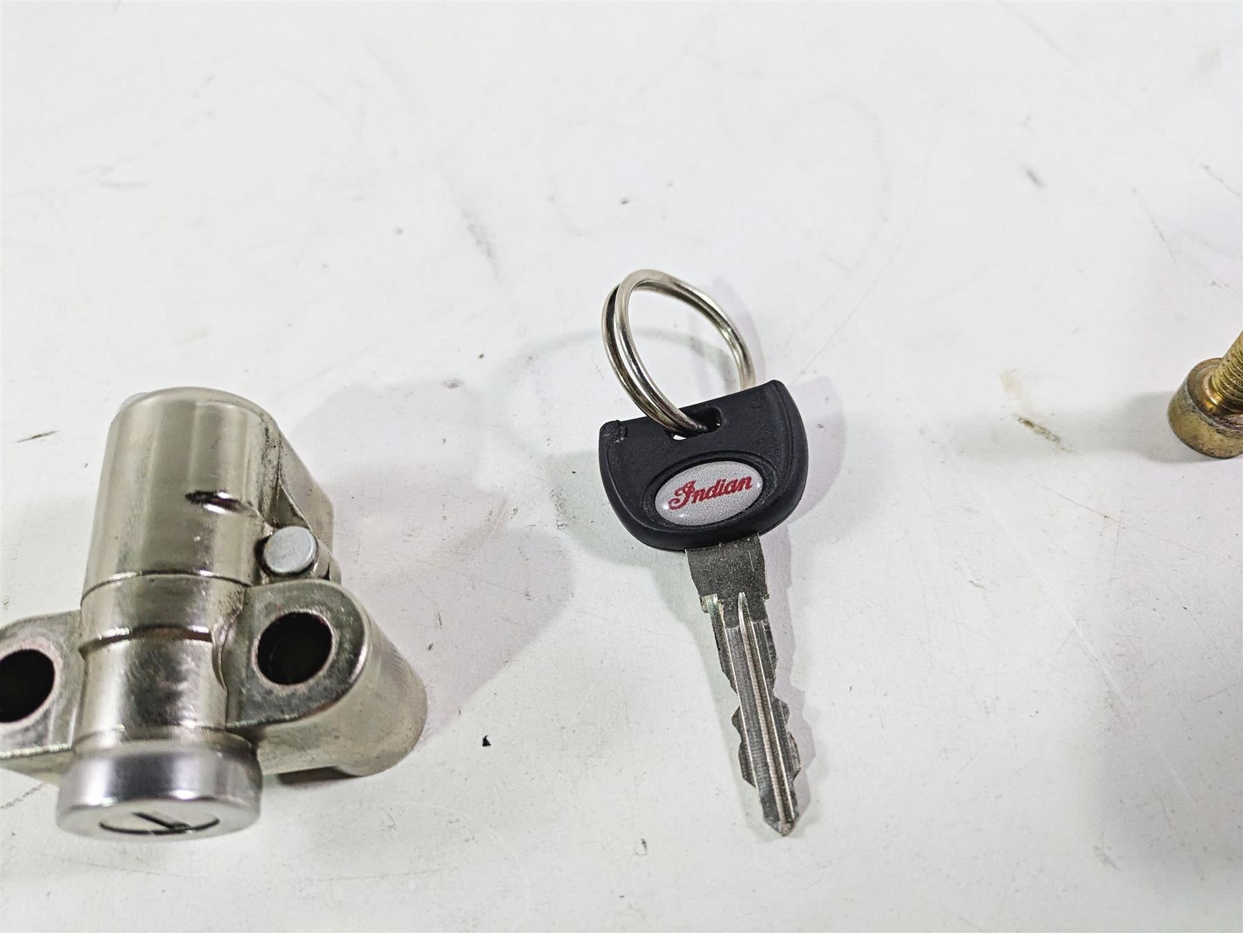 2019 Indian Chieftain Limited Steering Front Fork Lock Key Set 2635146 {{ shop.shopifyCountryName }} - Mototech271