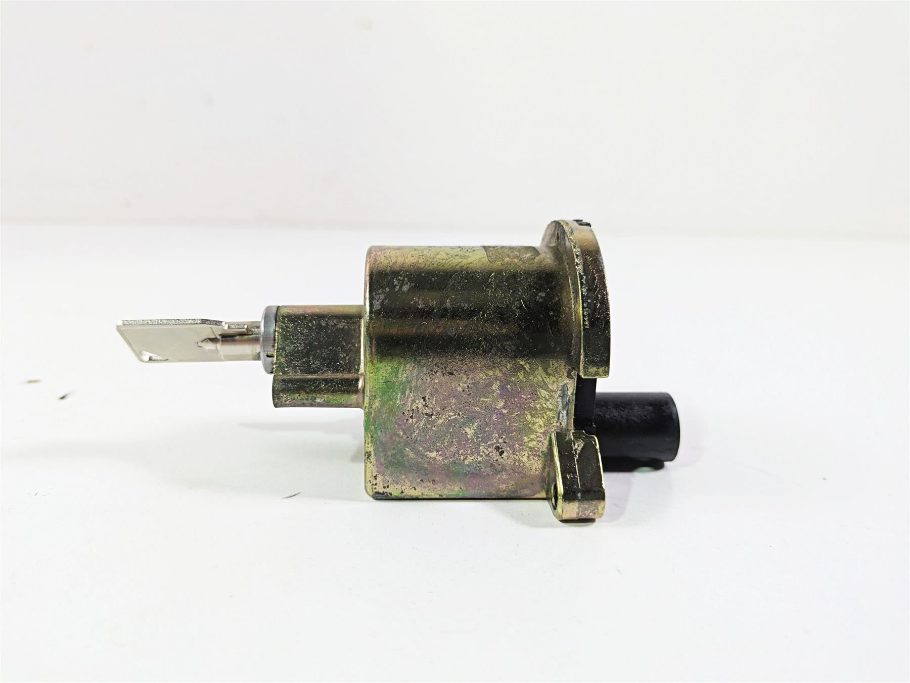 1998 Harley Touring FLHRCI Road King Ignition Switch Key Lock Set -Read 71313-96 {{ shop.shopifyCountryName }} - Mototech271