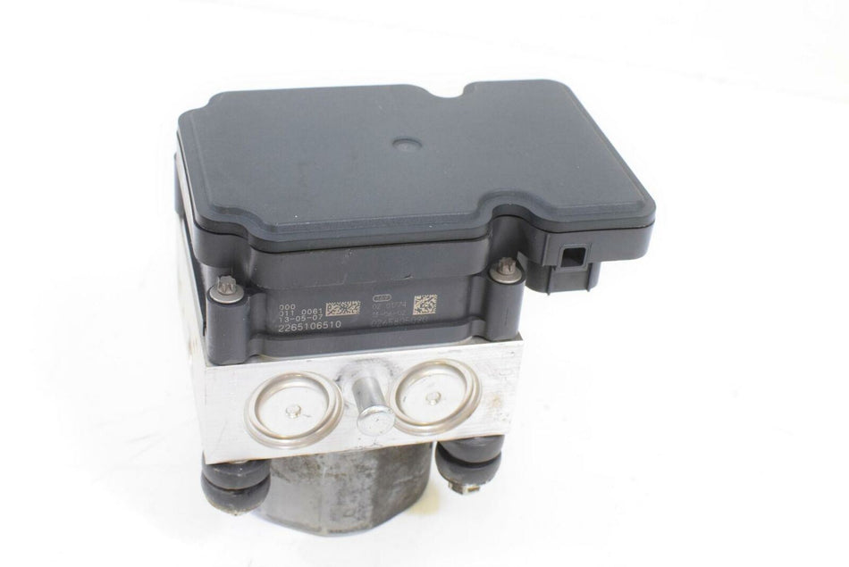 2014 Harley Touring FLHTCU Electra Glide ABS Brake Pump Module 41100012 {{ shop.shopifyCountryName }} - Mototech271