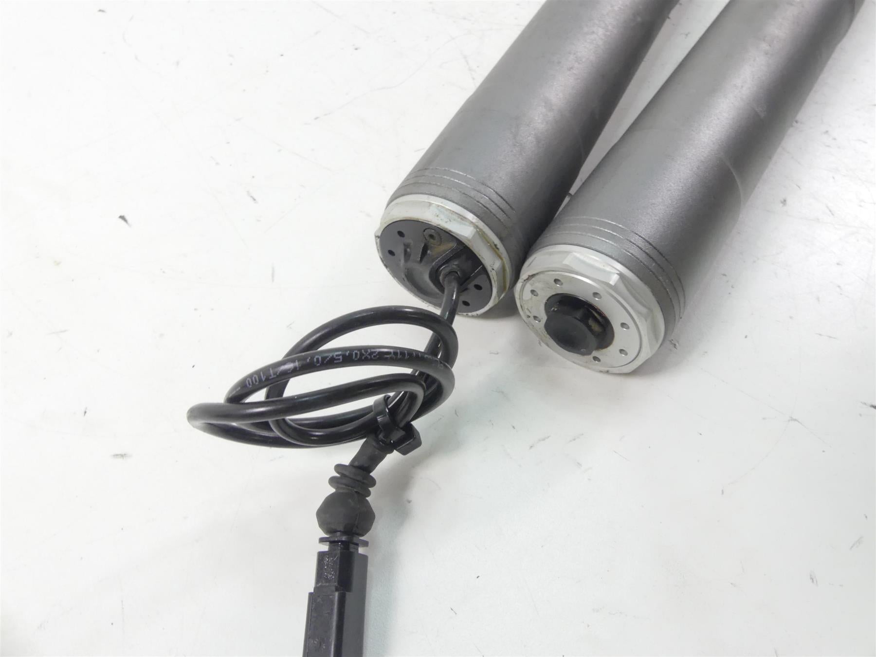 2020 Ducati Multistrada 1260 Enduro Straight Zf Front Fork Leg Set 34421033A {{ shop.shopifyCountryName }} - Mototech271
