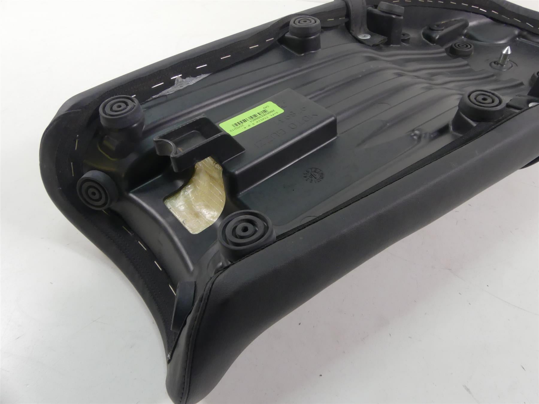 2019 Moto Guzzi V7 III Stone 750 Oem Duo Seat Saddle 2B003823000C1 {{ shop.shopifyCountryName }} - Mototech271
