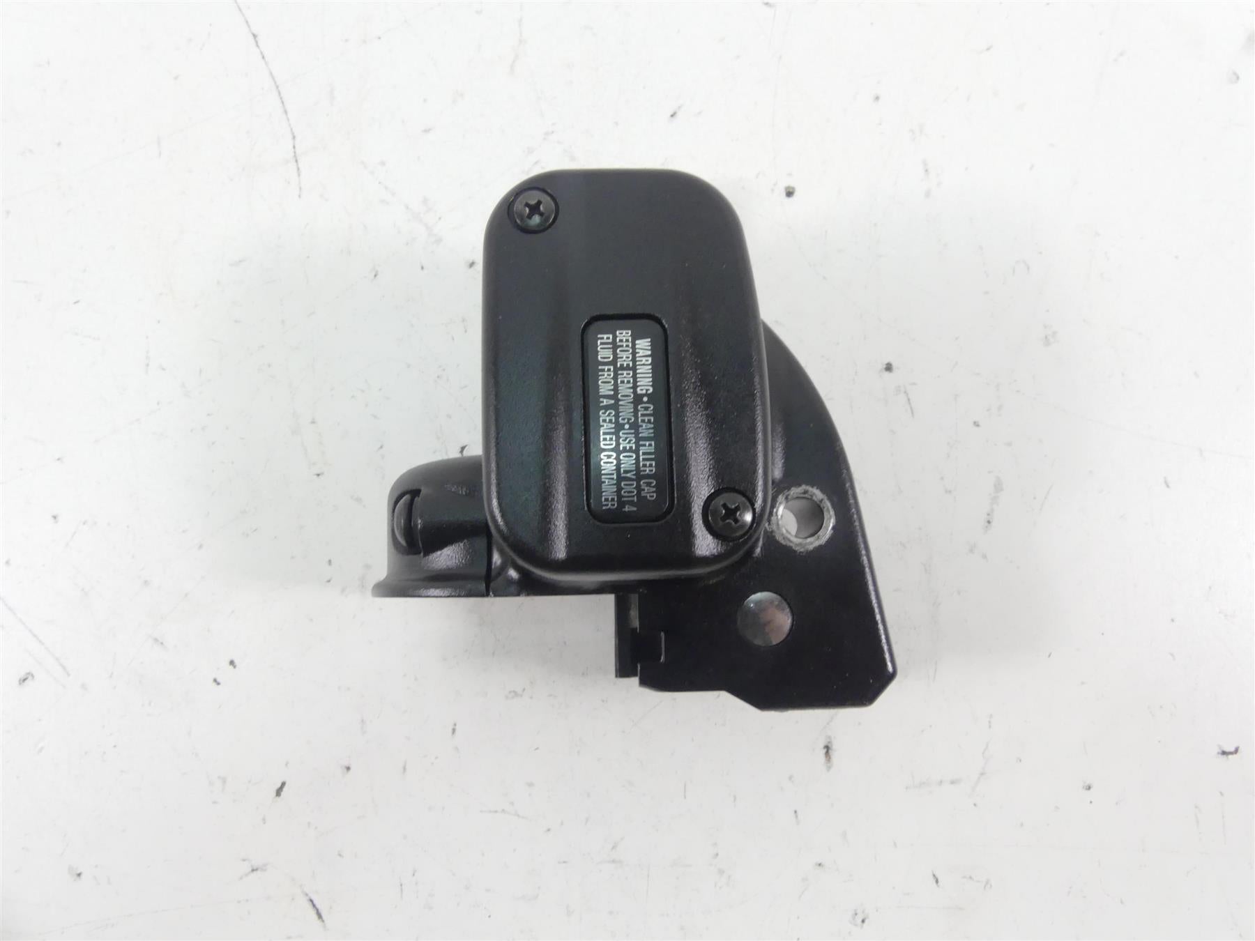 2018 Harley Softail FXBB Street Bob Front Brake Master Cylinder 1/2