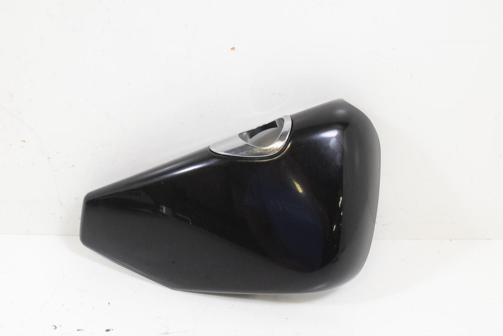 06 Harley Sportster XL1200 XL 1200 Right Oil Tank Side Cover NICE 57200092DH {{ shop.shopifyCountryName }} - Mototech271