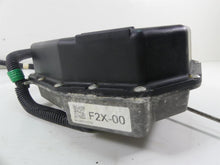 Load image into Gallery viewer, 2015 Yamaha Waverunner Cruiser VX1100 Reverse Trim Motor &amp; Box F2X-6140B-00-00
