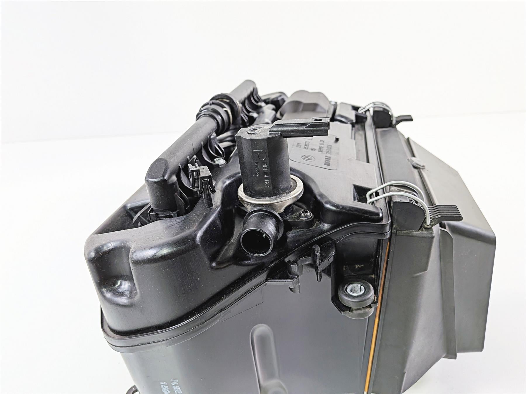 2017 BMW S1000RR K46 Air Box Intake & Injector Set 13718561315 13617672335 {{ shop.shopifyCountryName }} - Mototech271