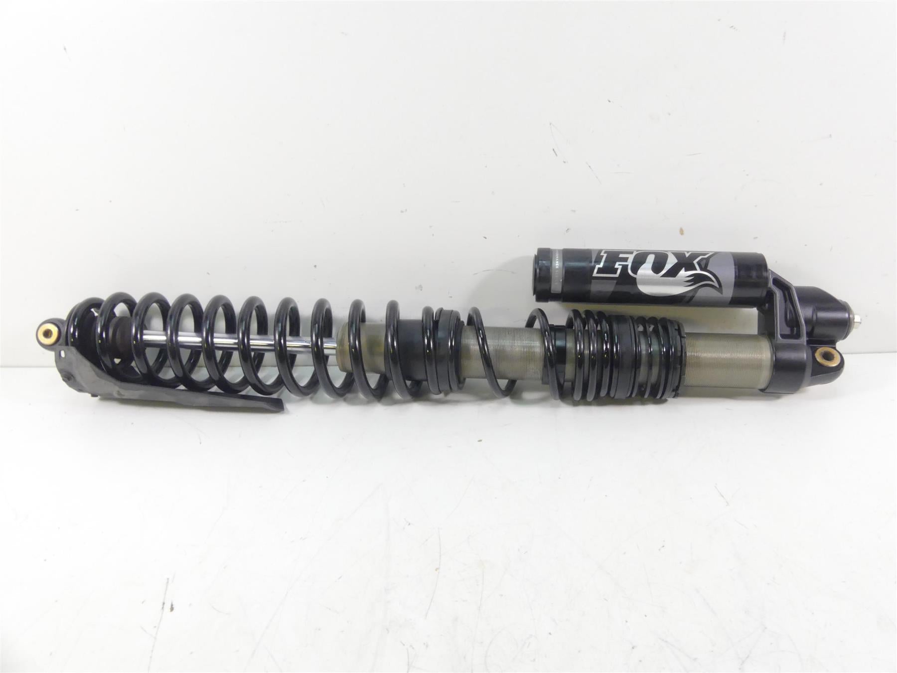 2017 Can Am Maverick X3 XDS Turbo R Left Rear Fox Shock Damper 706001885 {{ shop.shopifyCountryName }} - Mototech271
