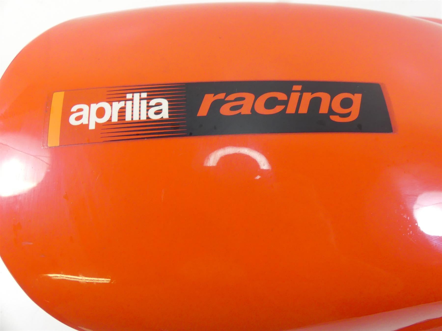 2004 Aprilia RSV 2 1000R Mille Oem Front Fender 106498 {{ shop.shopifyCountryName }} - Mototech271