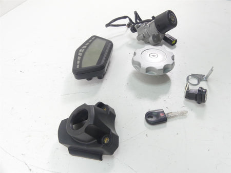 2018 Ducati Hypermotard 939 SP Speedometer Ignition Switch Key Set 12K 40611222C {{ shop.shopifyCountryName }} - Mototech271