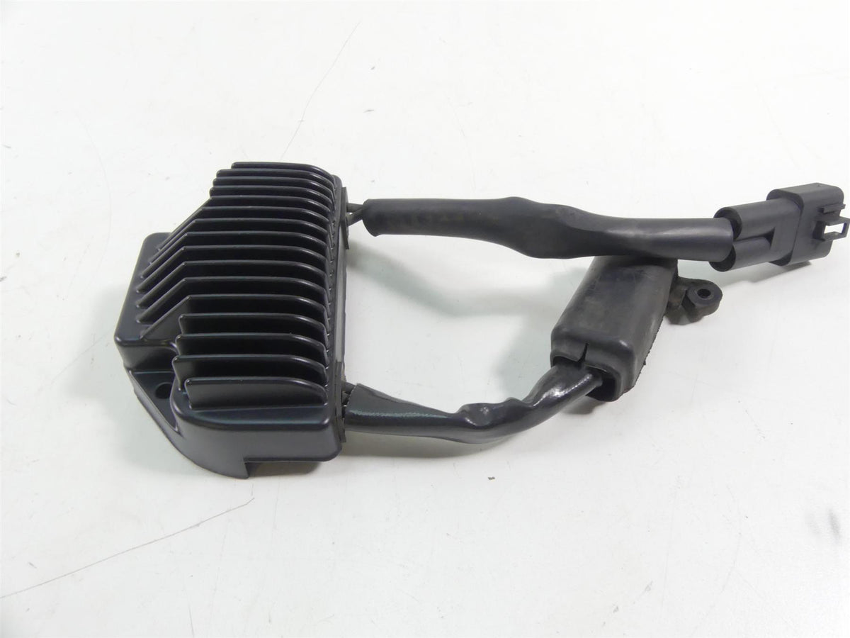 2005 Harley FXDWGI Dyna Wide Glide Rectifier Voltage Regulator 74631-04 {{ shop.shopifyCountryName }} - Mototech271