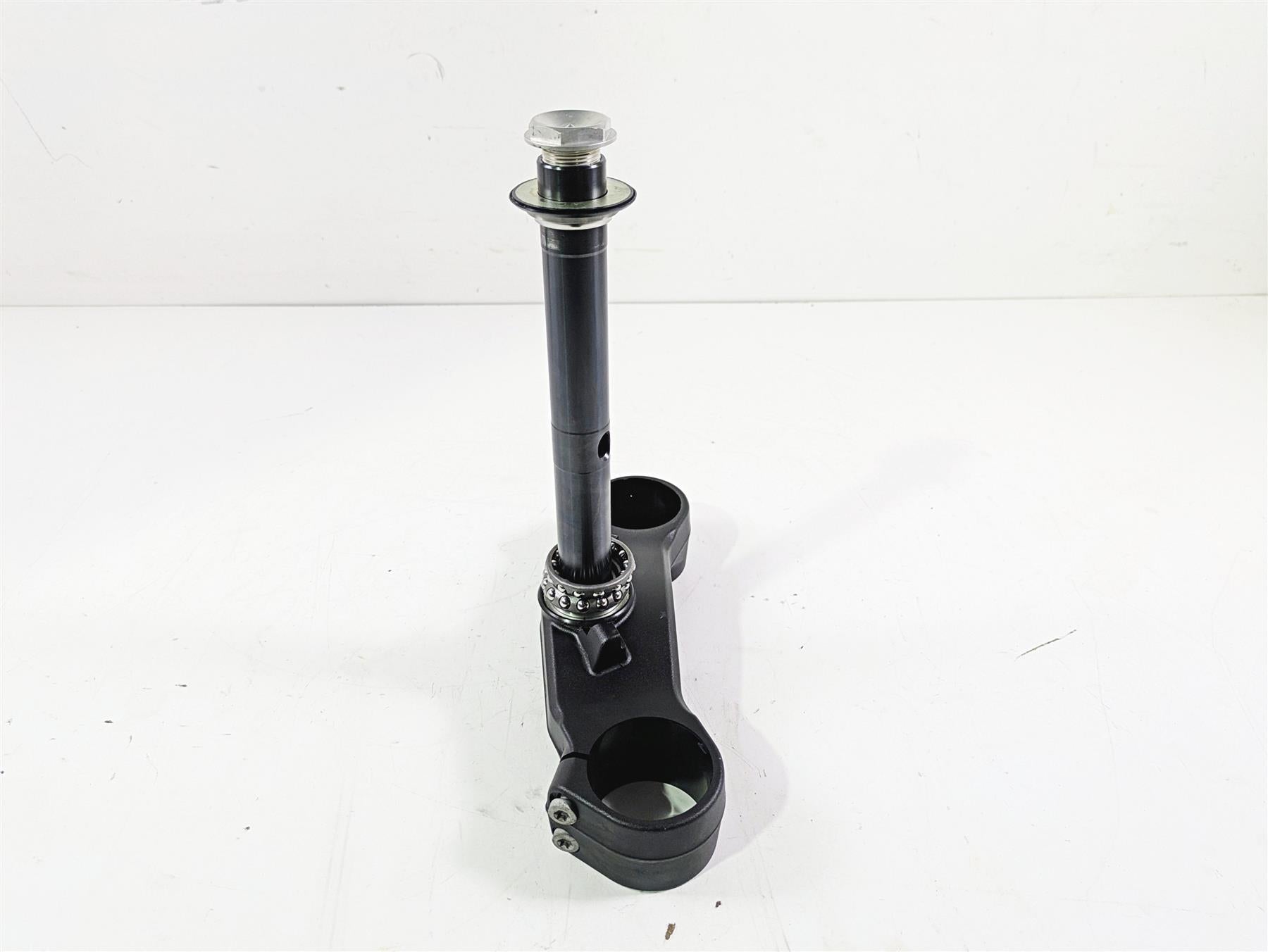 2018 KTM 1290 Super Adv S Lower Triple Tree Steering Clamp 60mm 6070113203233S {{ shop.shopifyCountryName }} - Mototech271