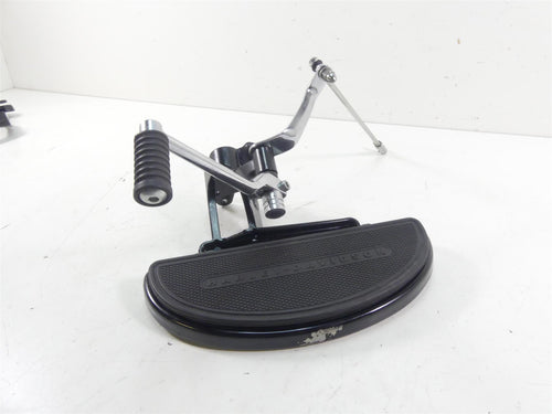 2017 Harley FLS Softail Slim Left Front Floorboard & Shifter Lever Read 33630-07 | Mototech271