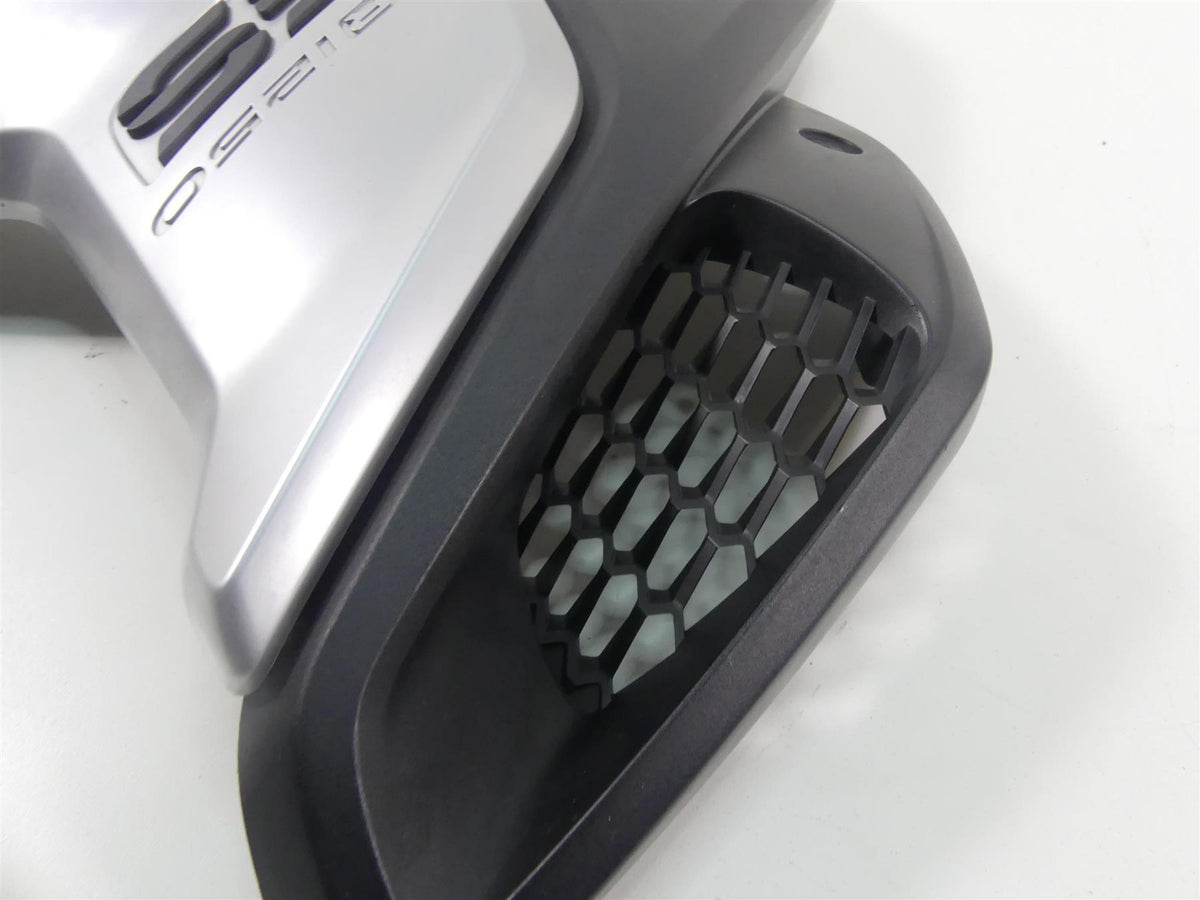 2019 BMW R1250GS K50 Right Side Intake Fairing & Emblem 46638556656 46638392882 {{ shop.shopifyCountryName }} - Mototech271