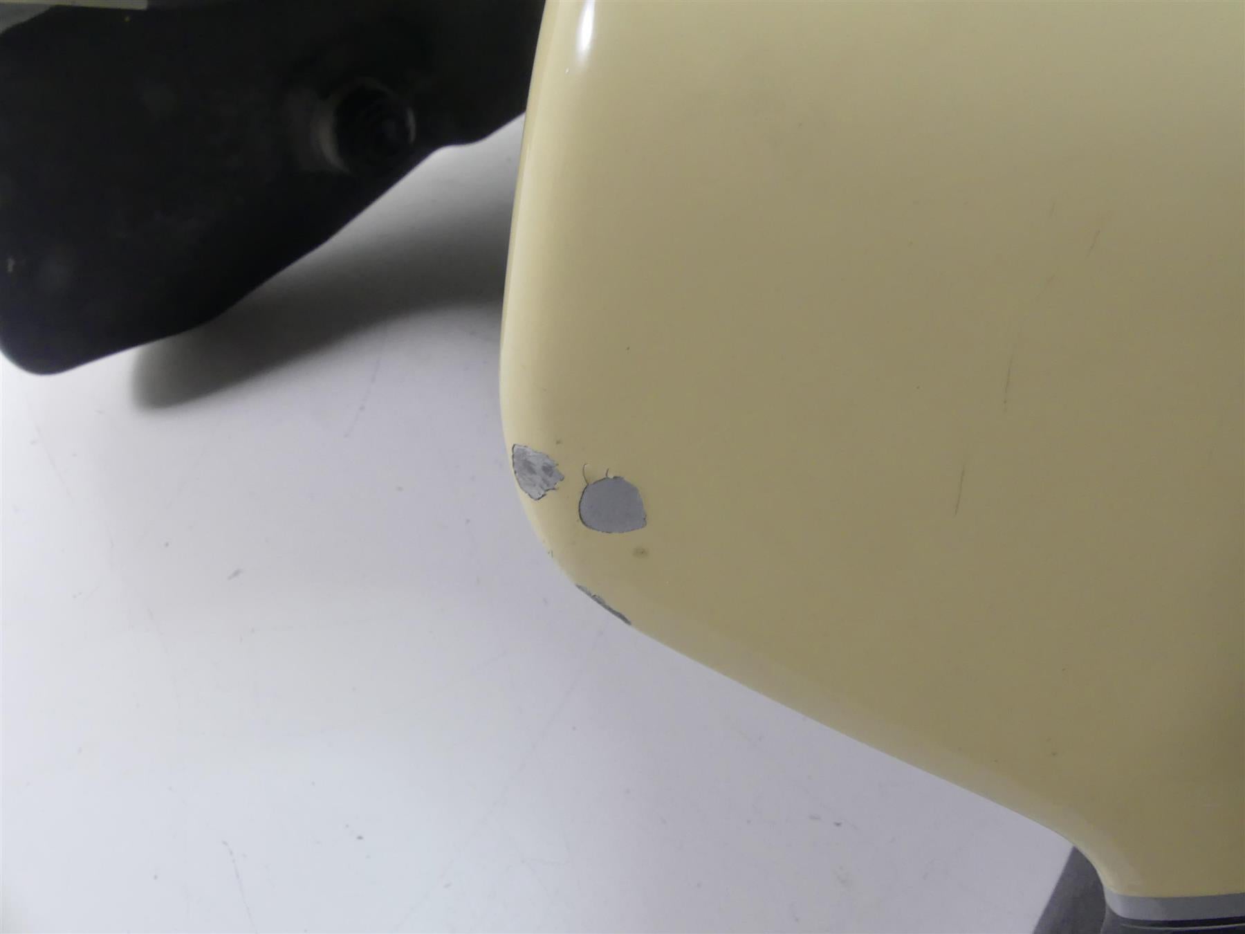 2007 Ducati Sport Classic GT1000 Fuel Gas Petrol Tank Cream 58611631B {{ shop.shopifyCountryName }} - Mototech271